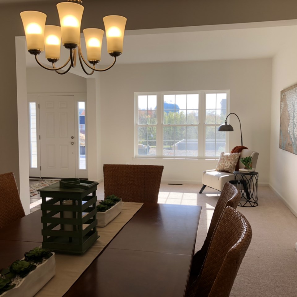 Dining Rooms Photos. New Homes in Central Maryland