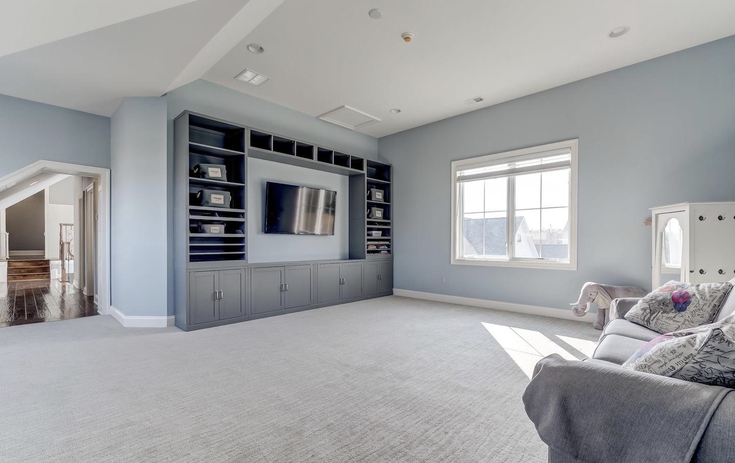 Warehouse Creek Photos. New Homes in Central Maryland